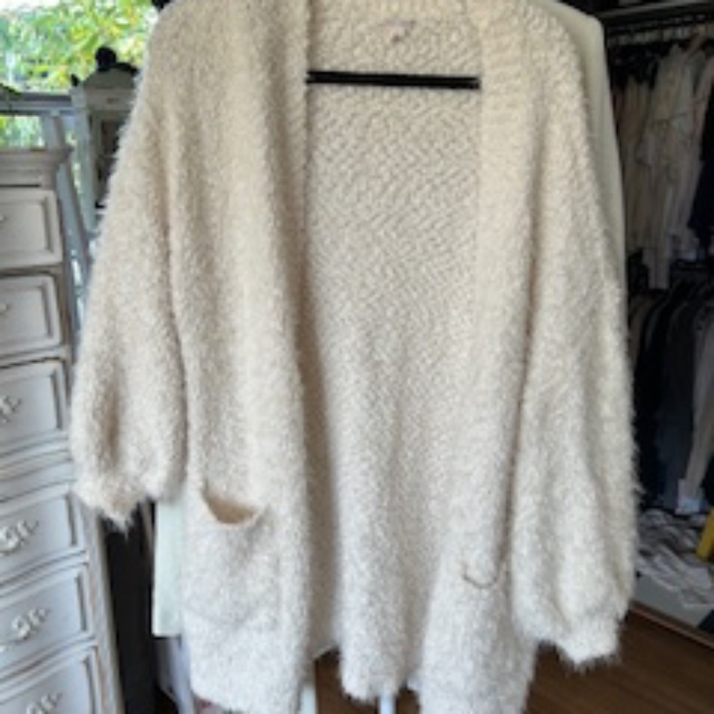 Oversized Melrose & Market soft cardigan